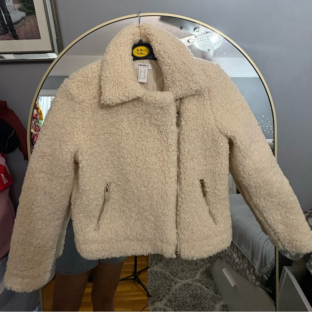 5/6 girls forever 21 Cream Sherpa moto style Jacket - Picture 2 of 9